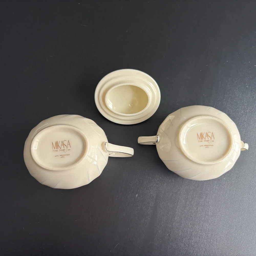 Vintage Mikasa Fine Ivory Cream and Sugar Set Precious Blue Pattern Japan - Picture 6 of 9